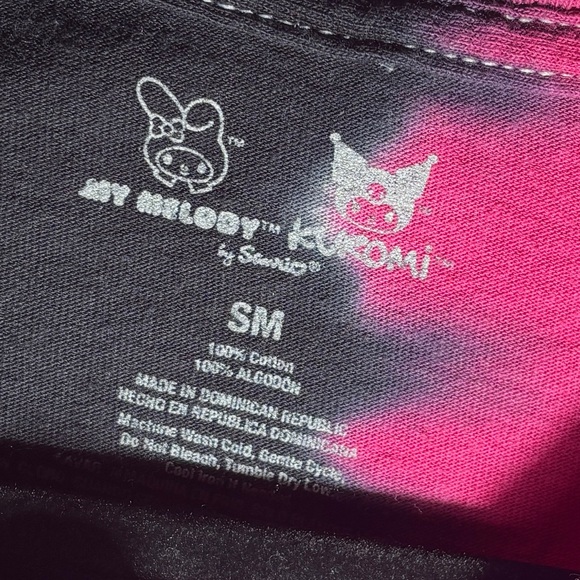 Sanrio My Melody Kuromi Graphic T-Shirt Pink Black Split SM - Picture 3 of 4